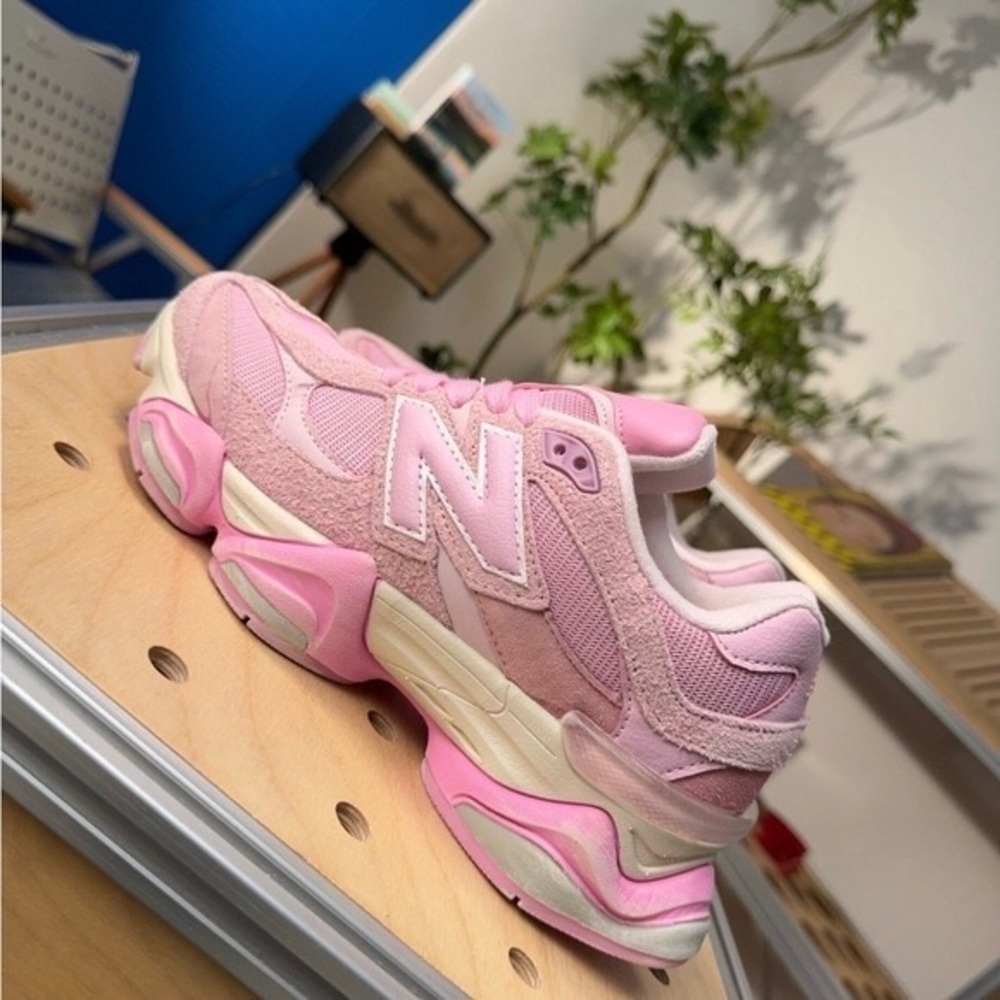 New Balance 9060 ASOS Exclusive Women's Blush Pink Sneakers - Picture 4 of 8